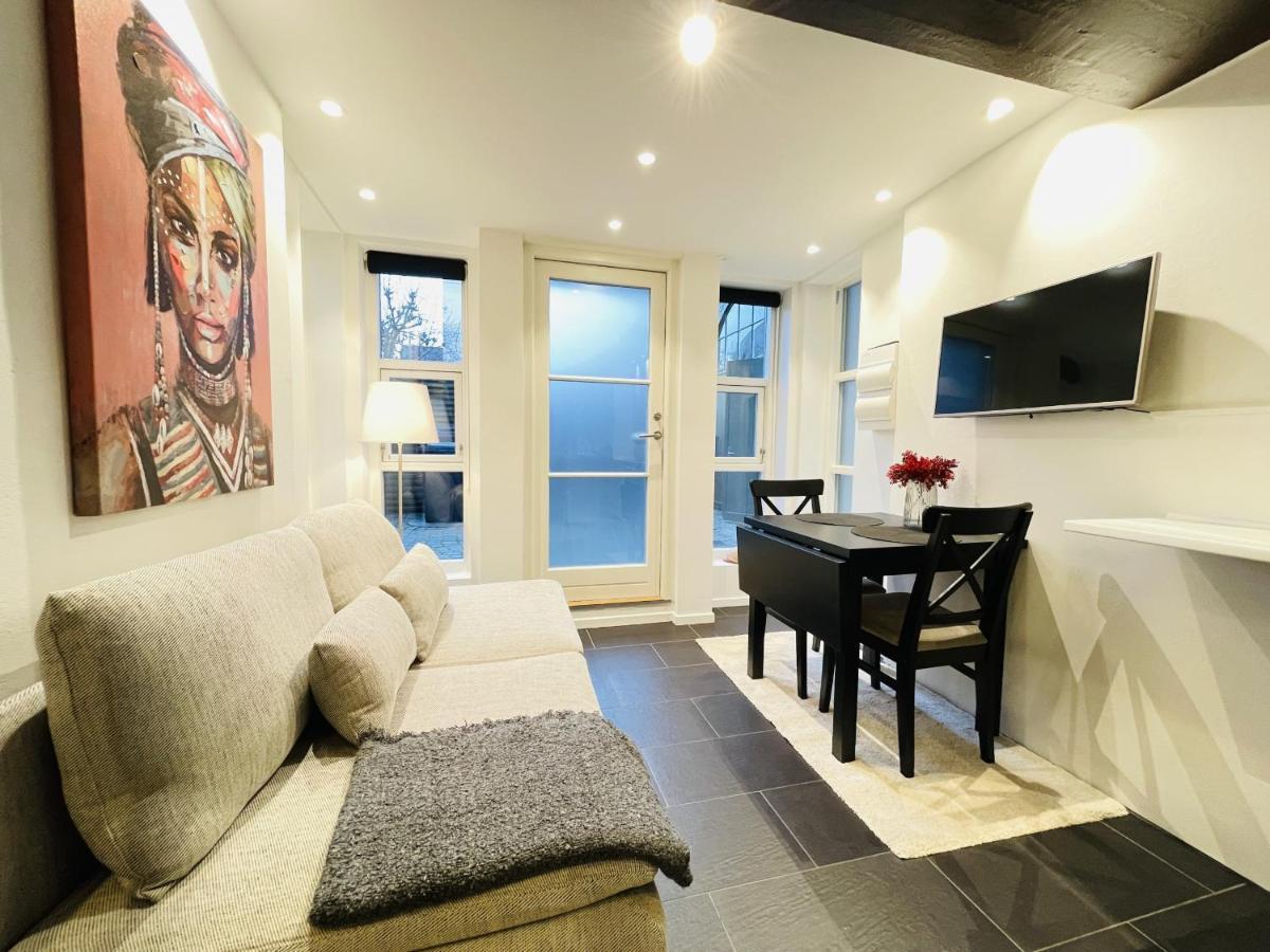 Aday - Studio Apartment In The Heart Of Aalborg Eksteriør billede